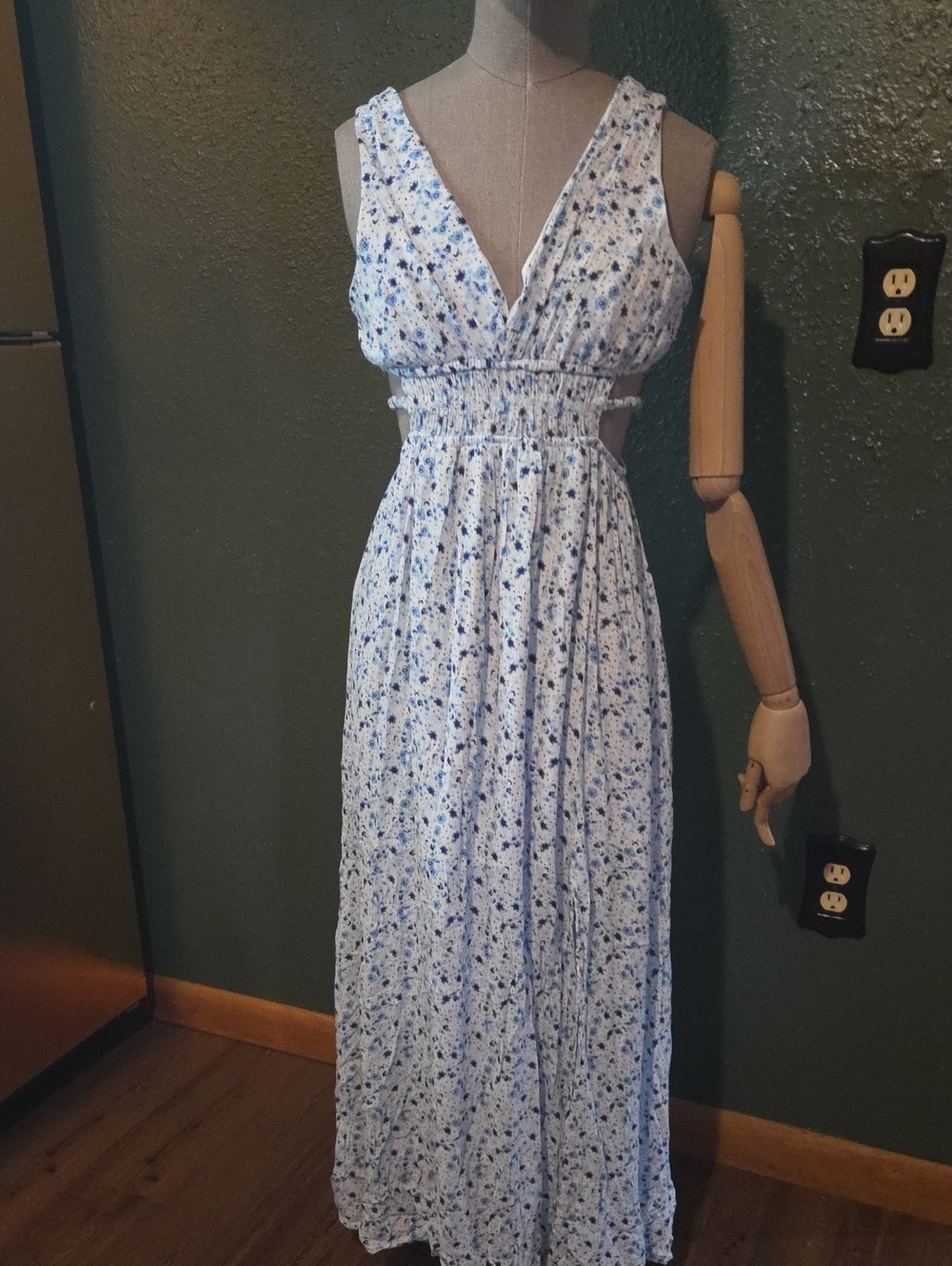 Long White Floral Sundress With Slit